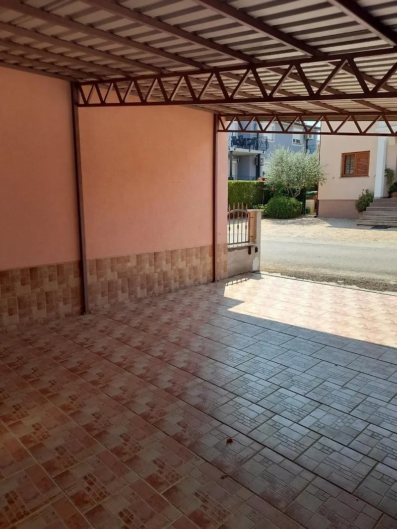 Apartman Jeger Умаг Хорватия